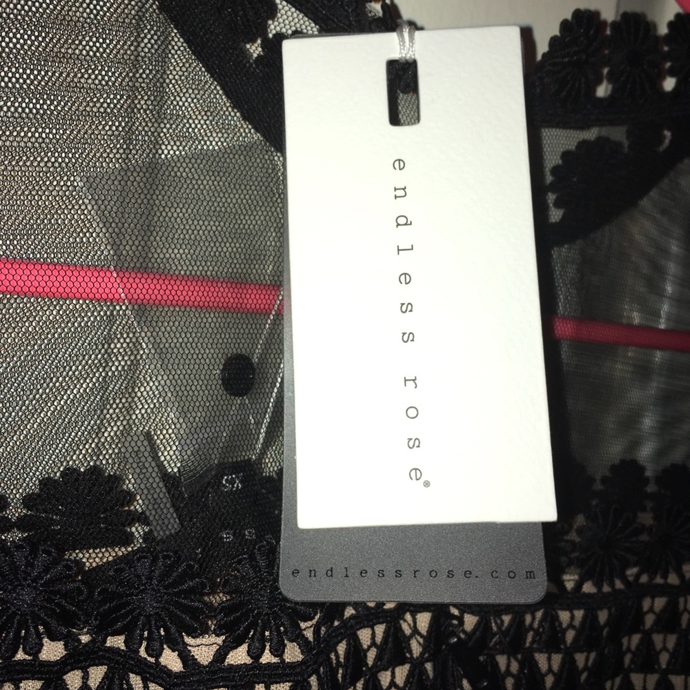 Dress - Picture 3 of 3